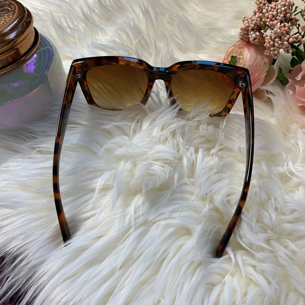 New Oversized Tortoise Big Frame Sunglasses - Picture 4 of 7